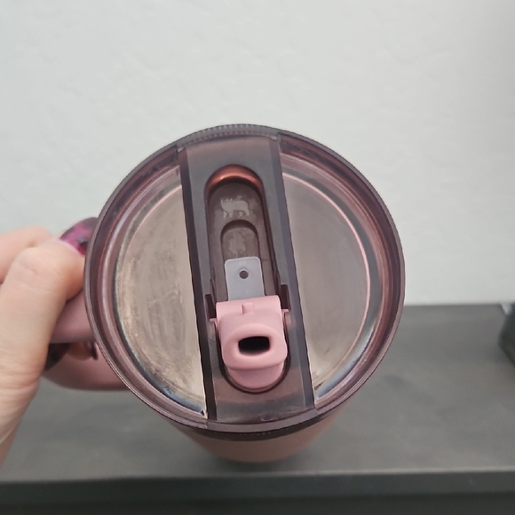 40 Ounce Stanley Rose Travel Mug with Gold Detail - Picture 8 of 9